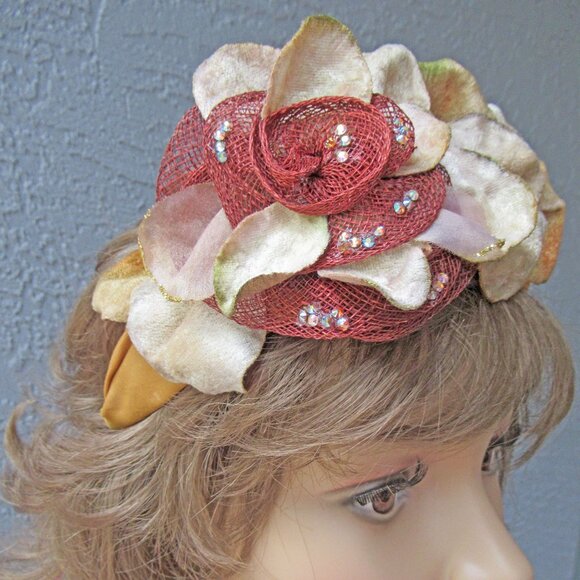 Handmade headband with raffia flower, floral petals & rhinestones, Beige & brown - Picture 8 of 13